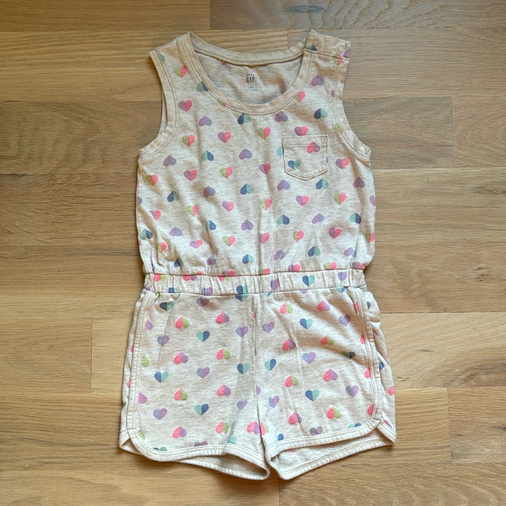 Toddler Girls’ Gap Hearts Romper - Size 3T